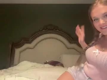 booksnlooksgirl from Chaturbate