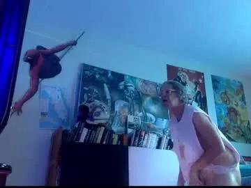 bottomboo7 from Chaturbate
