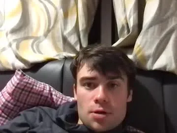 Freechat bozoluninss on Chaturbate