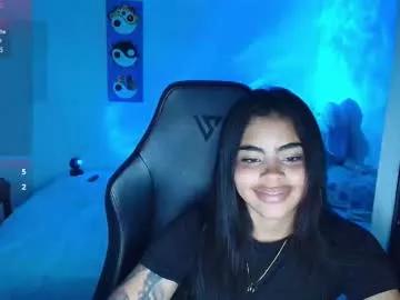 Bratz_evans from Chaturbate