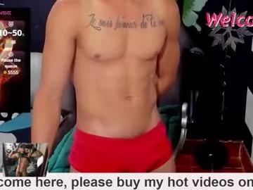 Brunocuttie94 from Chaturbate