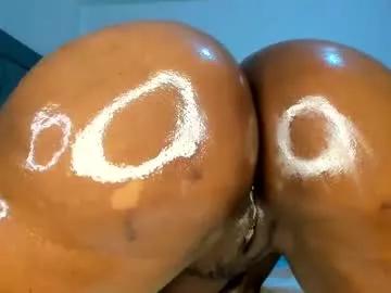 bubble_big_booty from Chaturbate