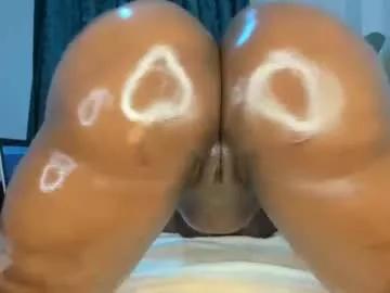bubble_big_booty from Chaturbate
