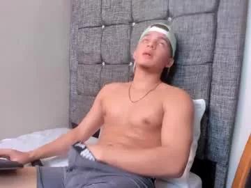 bull_horny from Chaturbate is Freechat