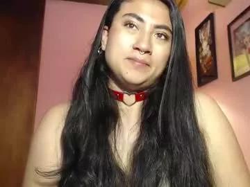 bunnyemilyr0s33 from Chaturbate