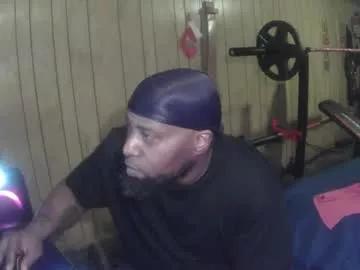 bussitdown_313 from Chaturbate