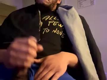 Cakezoverfakez from Chaturbate