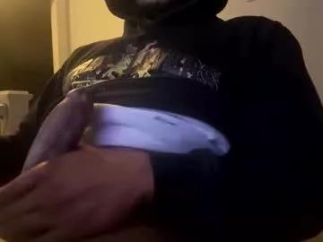 Cakezoverfakez from Chaturbate