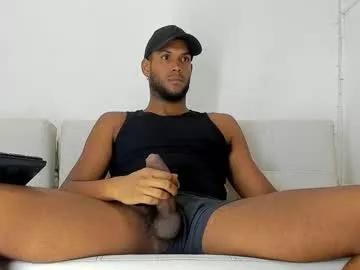 callmeby_lebron from Chaturbate
