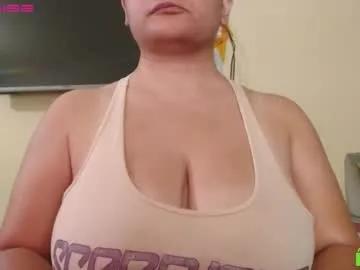 Camiilahotxxx from Chaturbate