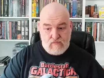 canada_bear from Chaturbate