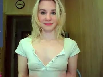 caramel_pie_ from Chaturbate