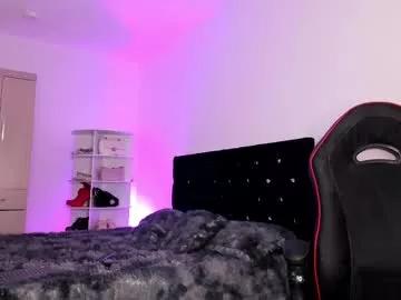 caramelo_exotico from Chaturbate