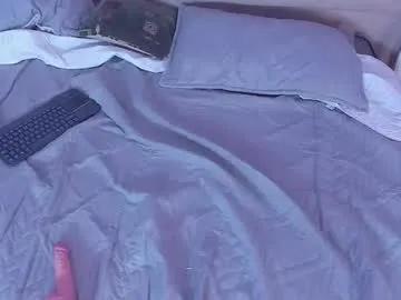 Caroliine_fox__ from Chaturbate