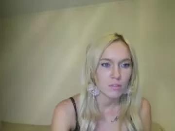 Caseygirl6879 from Chaturbate