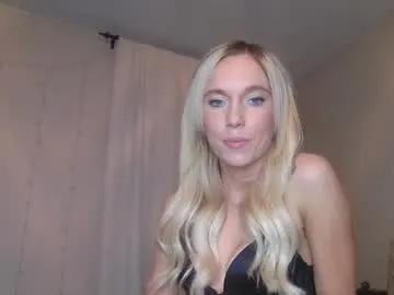 Caseygirl6879 from Chaturbate