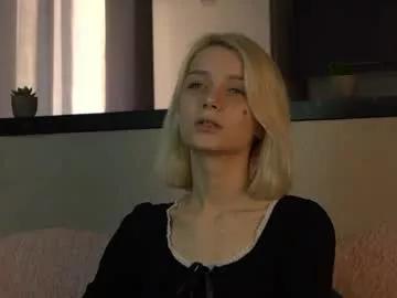 cassie130505 from Chaturbate