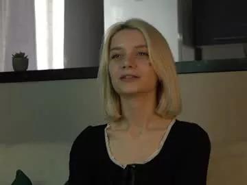 cassie130505 from Chaturbate