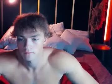 Chase_muscular from Chaturbate