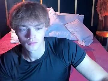 Chase_muscular from Chaturbate