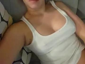 cheeekycouple02 from Chaturbate