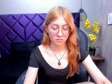 Chloecampbell03 from Chaturbate
