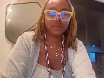 chocolatecakequeen from Chaturbate