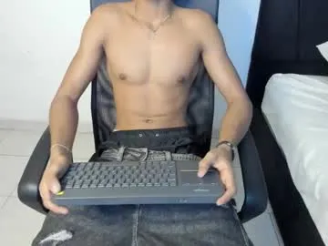 Freechat chriss_johnson on Chaturbate