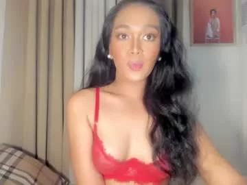 cinnamoncandy14 from Chaturbate