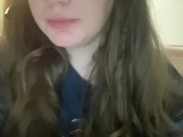 Freechat clementinethemilkmaid on Chaturbate