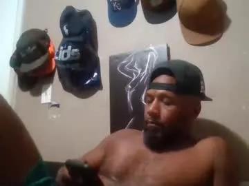 cockslanger39 from Chaturbate
