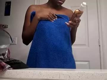 cocoadoll22 from Chaturbate