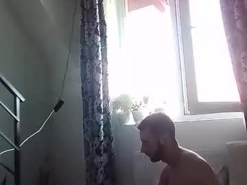 collegegymbro from Chaturbate