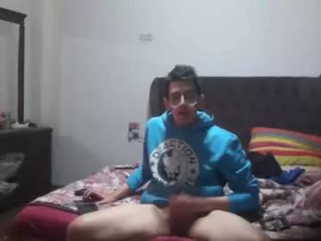 comoongirl from Chaturbate