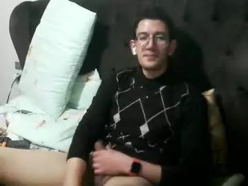 comoongirl from Chaturbate