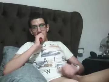 comoongirl from Chaturbate