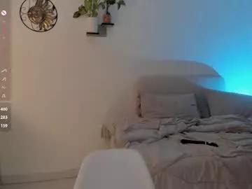 connie_deep from Chaturbate