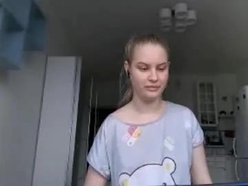 Coraliehemmeter from Chaturbate