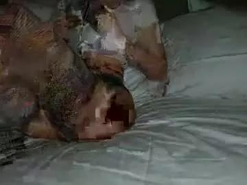 Crazycouple1996 from Chaturbate