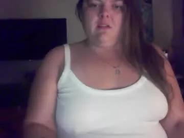 Crystalizzzee from Chaturbate