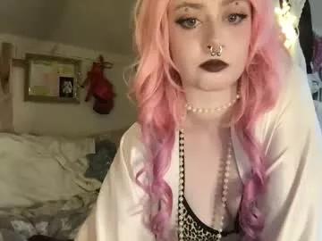cucksockingwhore from Chaturbate