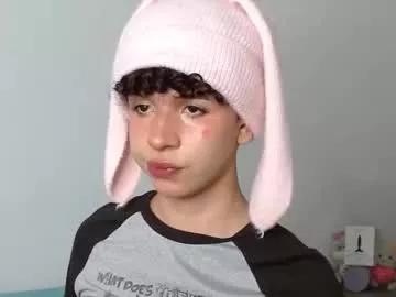 cuddly_twinkie from Chaturbate