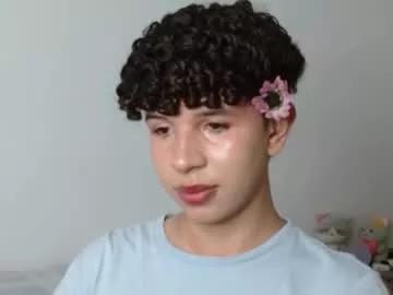 cuddly_twinkie from Chaturbate