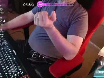 dadboddude01 from Chaturbate