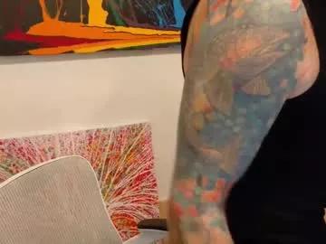 dadbodytats from Chaturbate