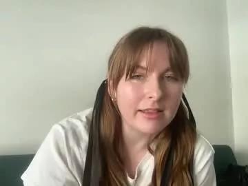 daddysbrattygirl93 from Chaturbate