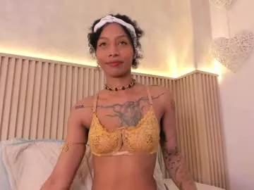 daiana_curly from Chaturbate