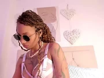 daiana_curly from Chaturbate