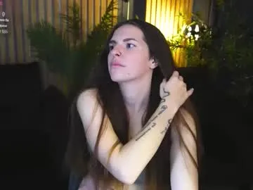 Freechat danielareign on Chaturbate