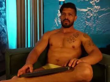 dann_saenz from Chaturbate